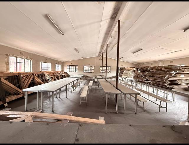 13,262M² INDUSTRIAL YARD FOR SALE IN AIRPORT INDUSTRIAL
